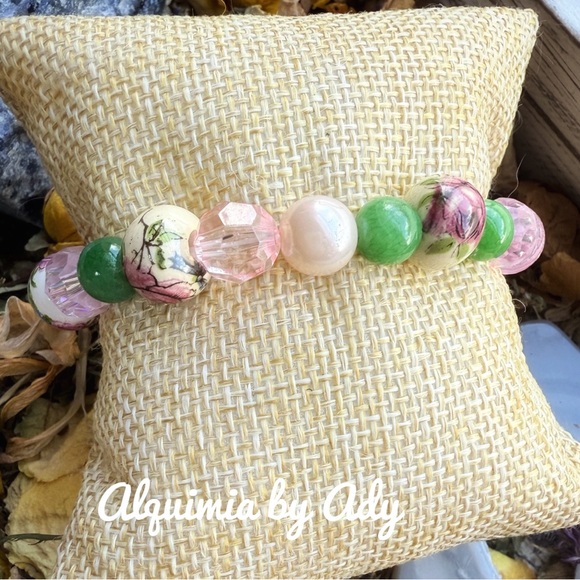 Chunky colorful jade beaded bohemian bracelet - Picture 2 of 2